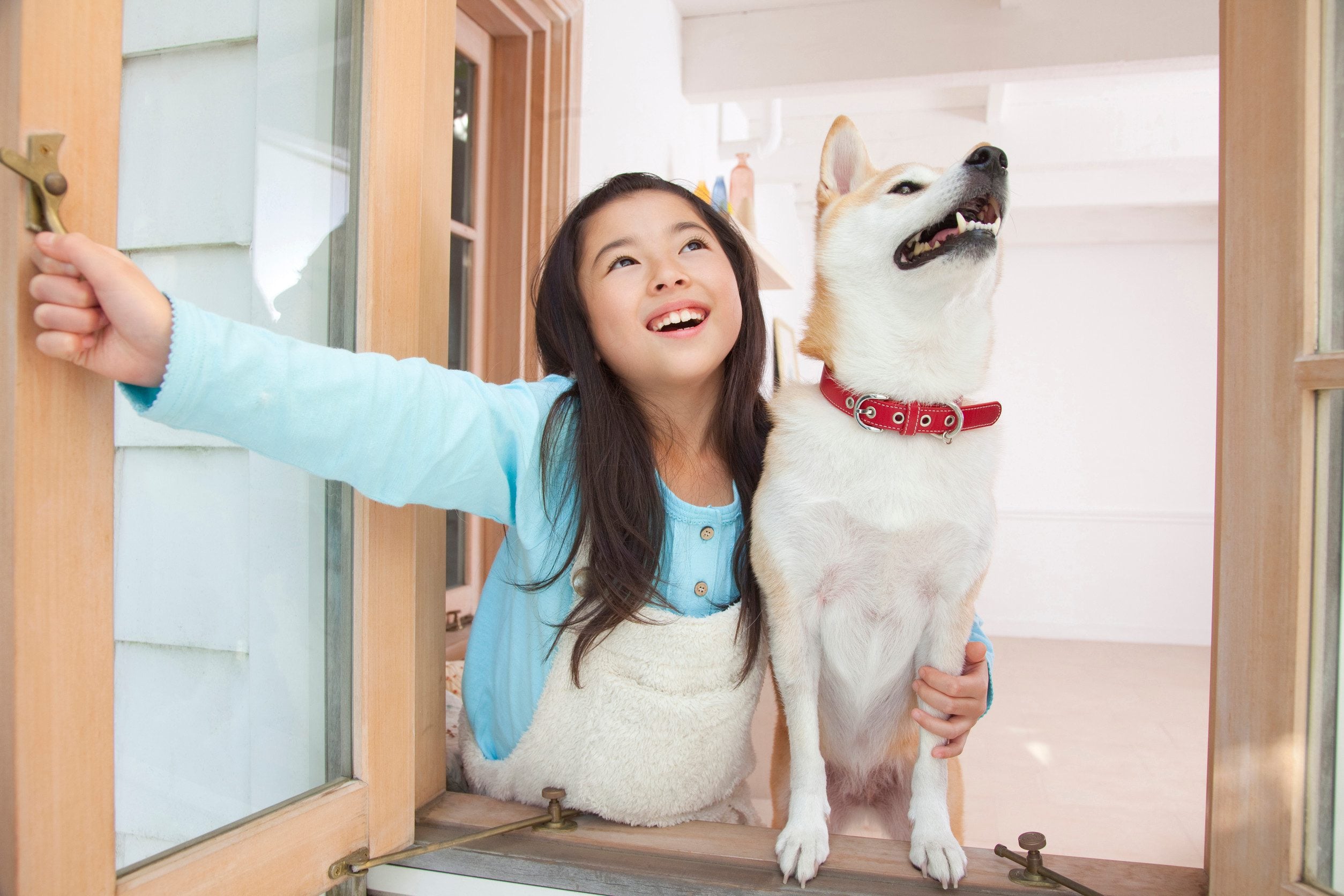 The owner and dog are happy after learning how to get an ESA letter in Gresham.